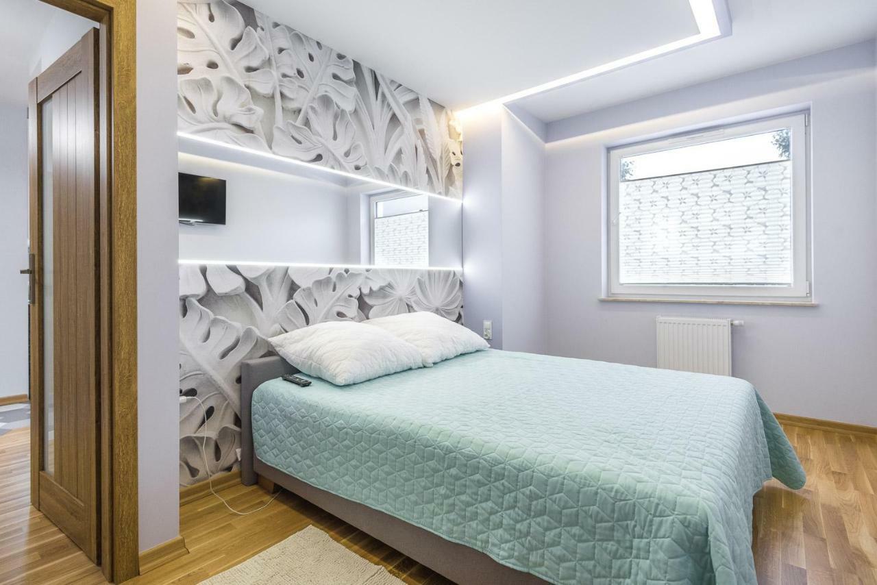 Apartament 48M W Centrum Grojca Grojec  エクステリア 写真