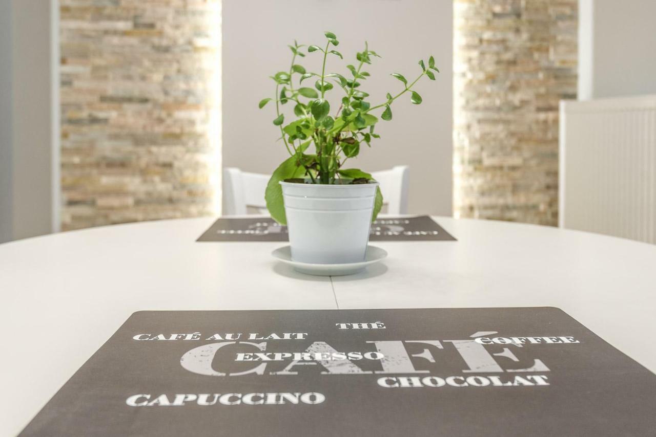 Apartament 48M W Centrum Grojca Grojec  エクステリア 写真