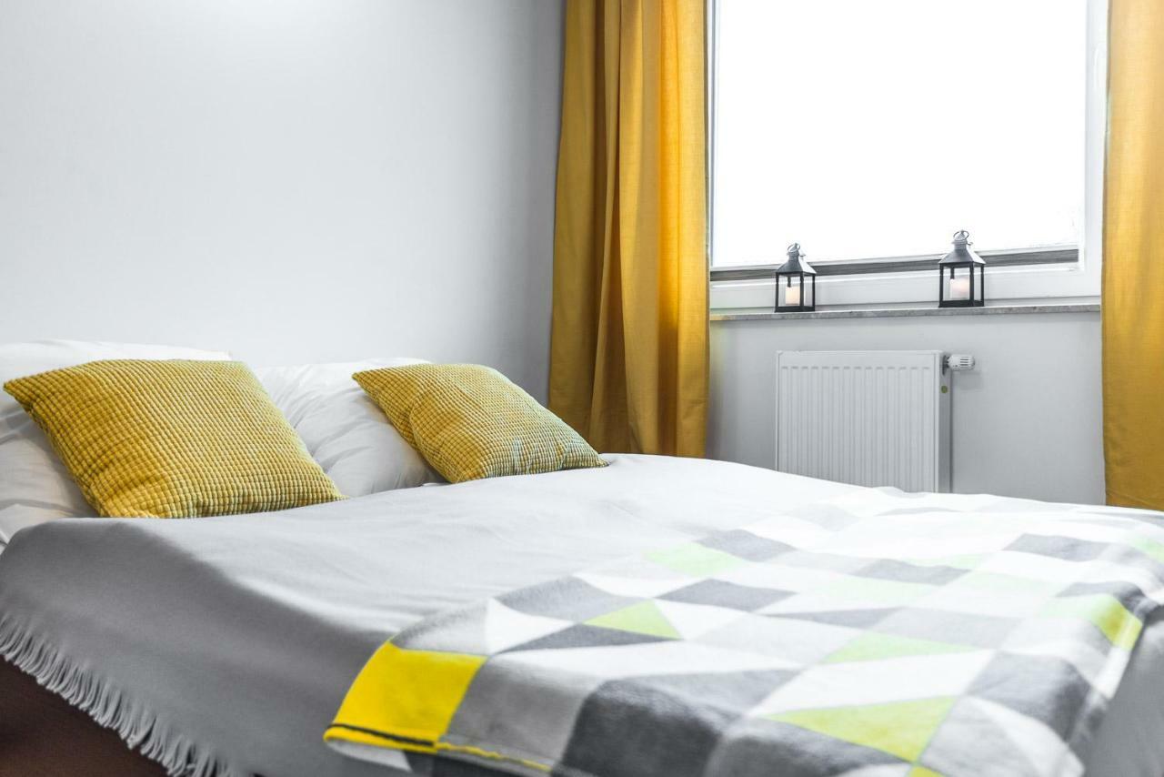 Apartament 48M W Centrum Grojca Grojec  エクステリア 写真