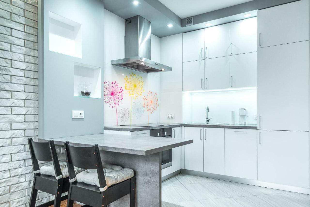 Apartament 48M W Centrum Grojca Grojec  エクステリア 写真