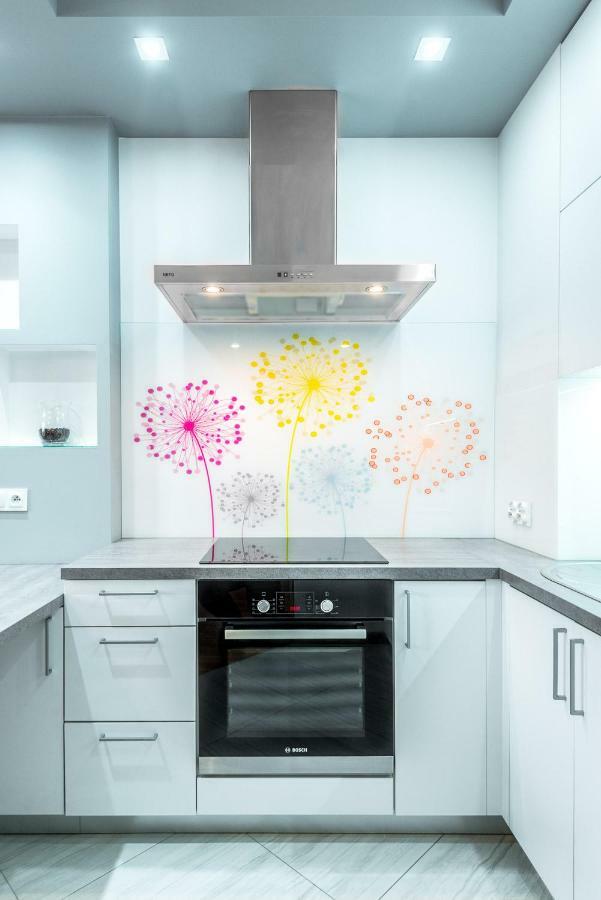 Apartament 48M W Centrum Grojca Grojec  エクステリア 写真