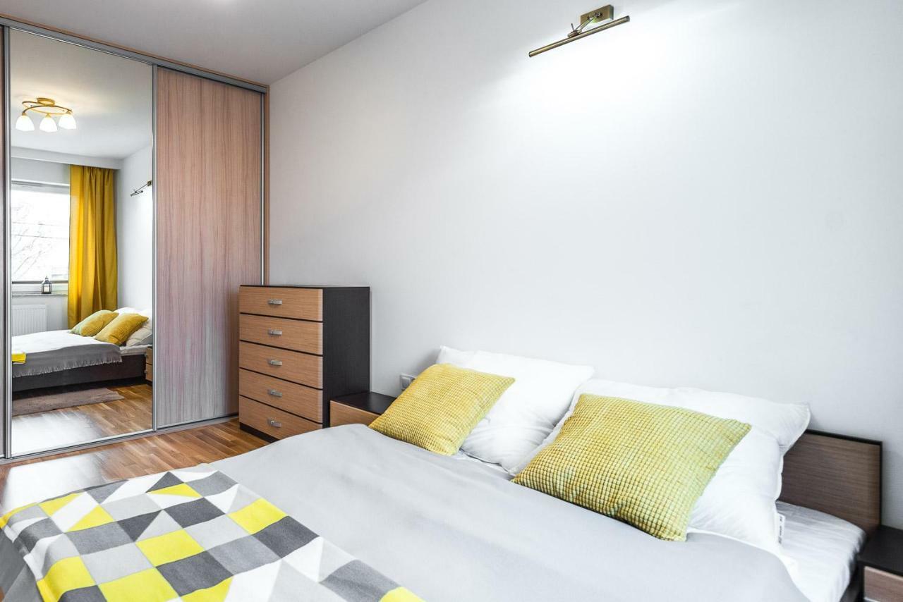 Apartament 48M W Centrum Grojca Grojec  エクステリア 写真