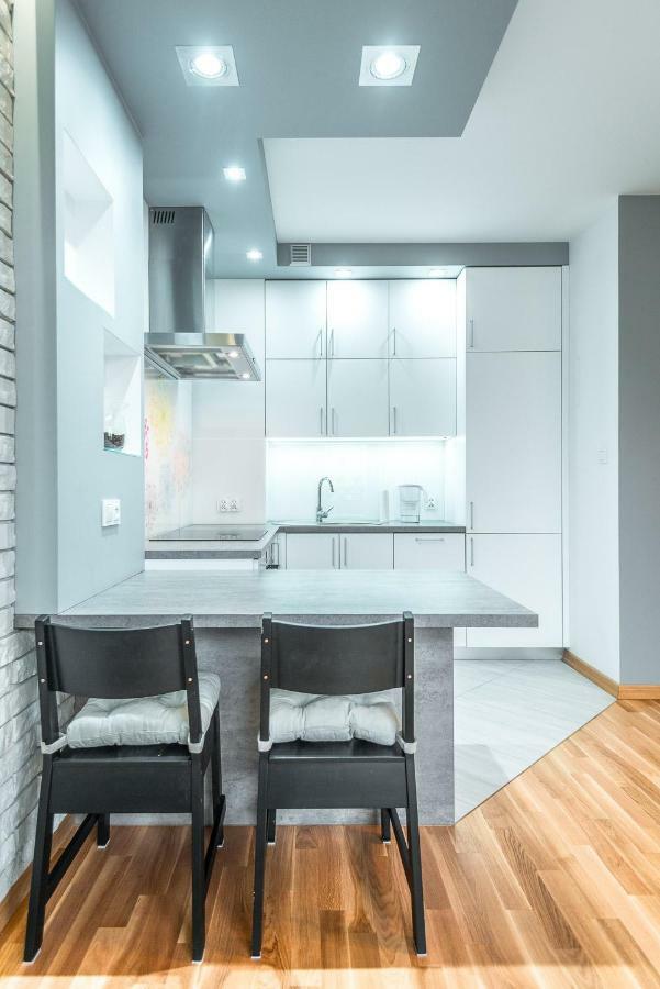 Apartament 48M W Centrum Grojca Grojec  エクステリア 写真