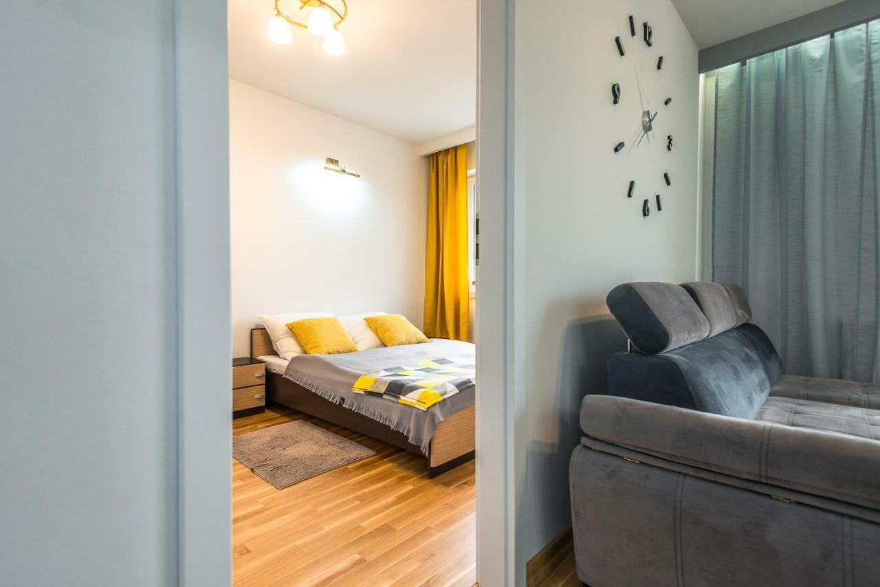 Apartament 48M W Centrum Grojca Grojec  エクステリア 写真
